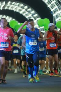 BIB: 42198, 42773
                            <button type="button" onclick="openModal(20657611)" class="btn btn-primary btn-sm float-right btn-popup" data-toggle="modal" data-target=".modal-high-quality">
                        <i class="fas fa-shopping-cart"></i> Add to Cart
                    </button>
                                            <button type="button" onclick="isThisMe(20657611, true)" class="btn btn-success btn-sm float-right btn-popup btn-isme hidden" data-toggle="tooltip" data-placement="bottom" title="นี่คือรูปของคุณใช่ไหม คลิกที่นี่เพื่อเอาเข้าอัลบั้ม">
                        <i class="fas fa-plus"></i> Add to album
                    </button>
                    <button type="button" onclick="isThisMe(20657611, false)" class="btn btn-warning btn-sm float-right btn-popup btn-isnotme hidden">
                        <i class="fas fa-ban"></i> Remove from album
                    </button>